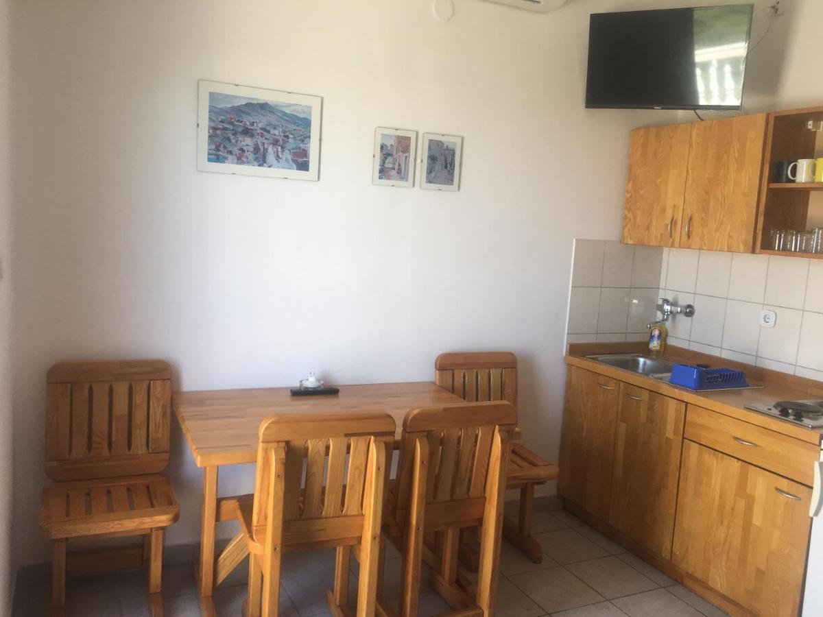 Apartmani Sunset Лопар Экстерьер фото